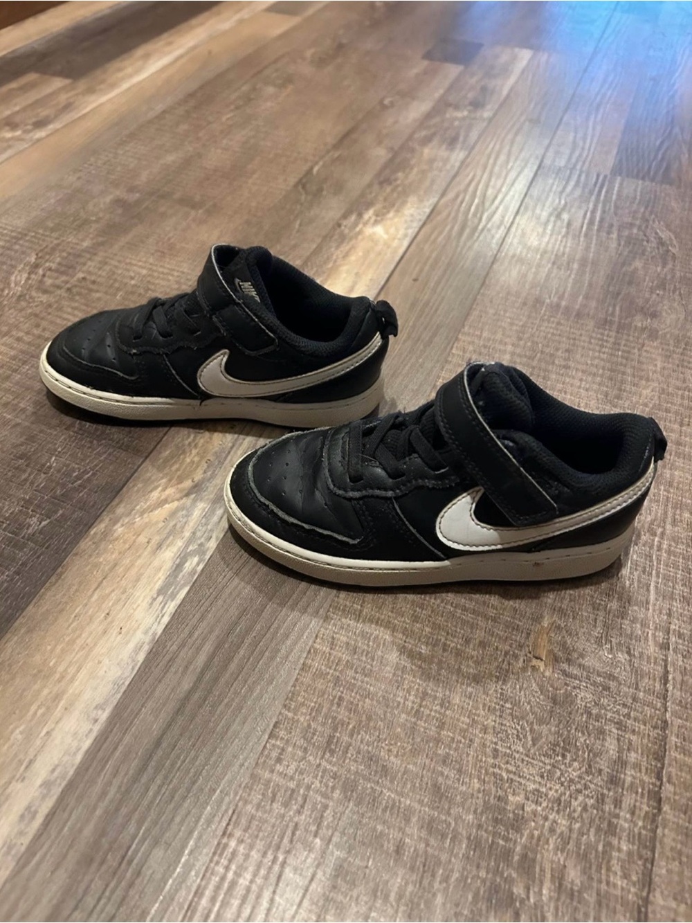 Nike Kids Black and White Velcro Sneakers